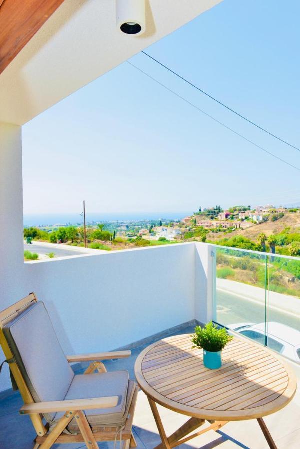 Melanos Residence 2 Bdrm Townhouse With Private Pool Klorakas Exterior photo