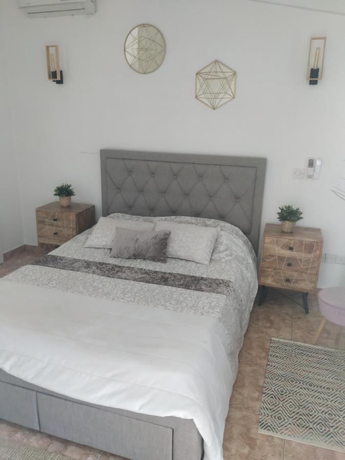 Melanos Residence 2 Bdrm Townhouse With Private Pool Klorakas Exterior photo